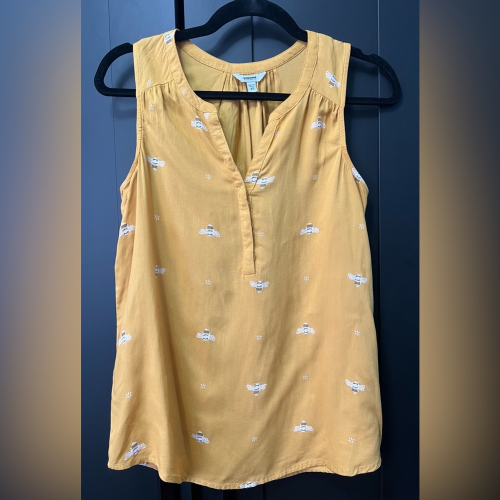 Sonoma Bumblebee Sleeveless Top. Excellent condition.